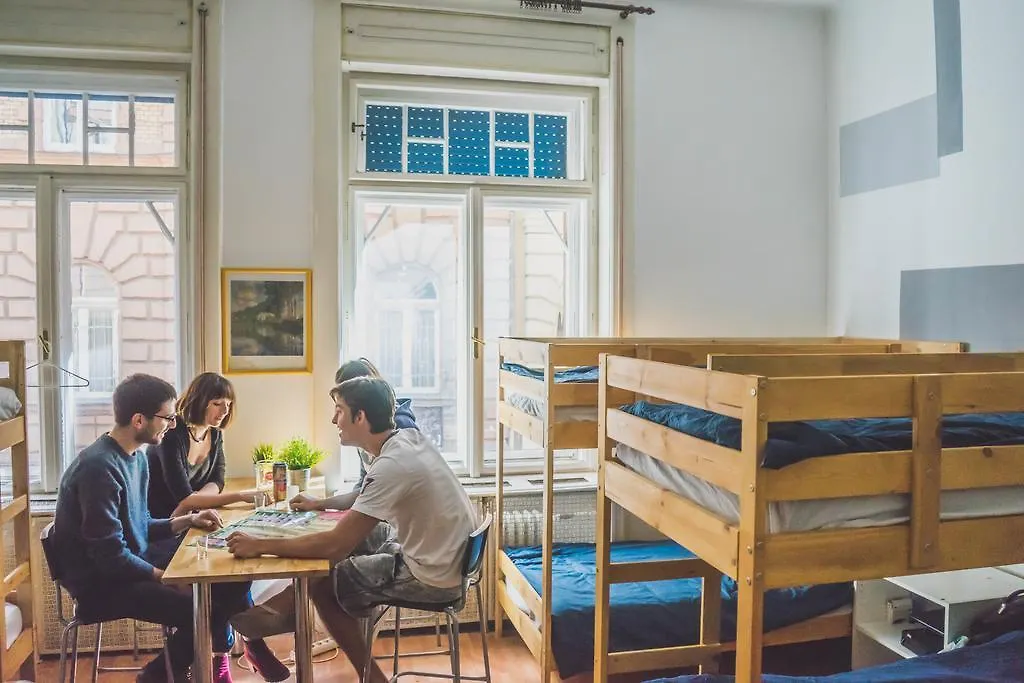 Ciao Budapest Hostel 0*,